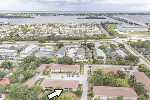 400 18th Street D6, Vero Beach, FL 32960