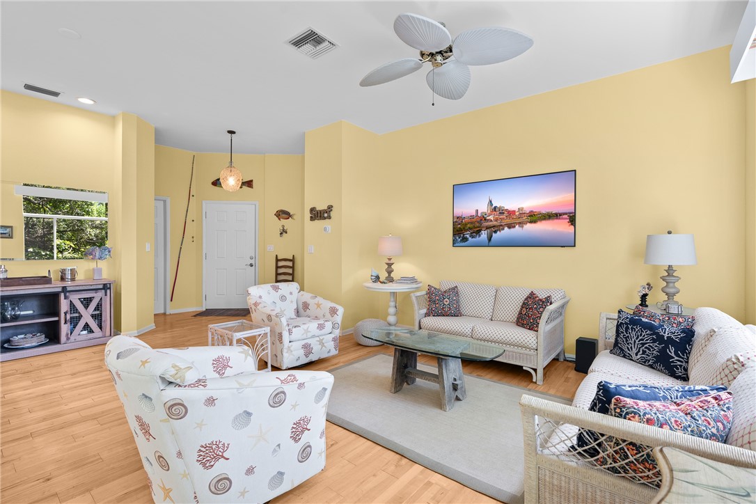 1335 Winding Oaks Circle E 1005