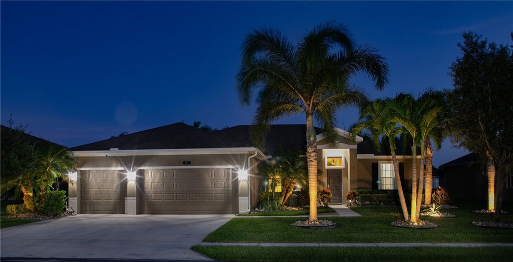 Photo of 337 Sebastian Crossings Boulevard, Sebastian, FL 32958 (MLS # 289620)