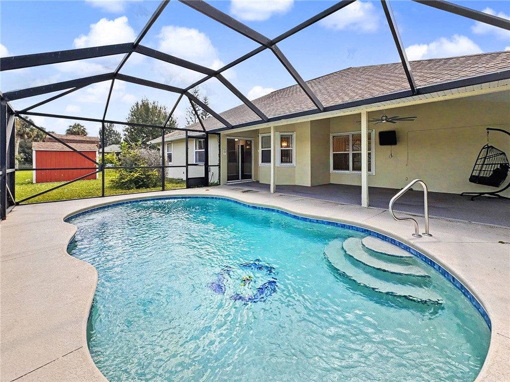 1120 Fairfield Lane