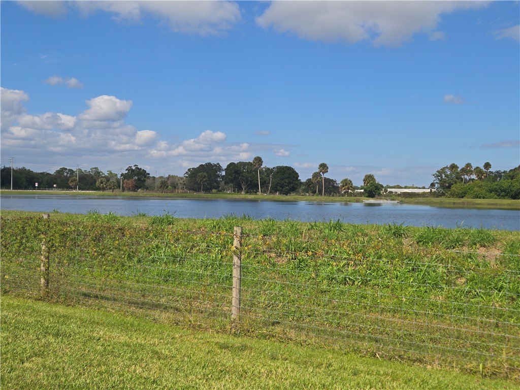 Vero Beach, Florida 32962, United States, 2 Bedrooms Bedrooms, ,2 BathroomsBathrooms,Residential,Active,244581