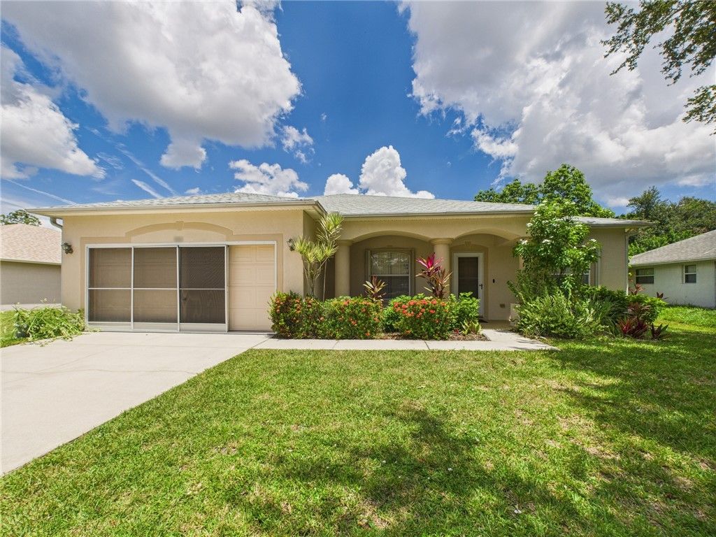 Photo of 826 Riviera Avenue, Sebastian, FL 32958 (MLS # 290067)