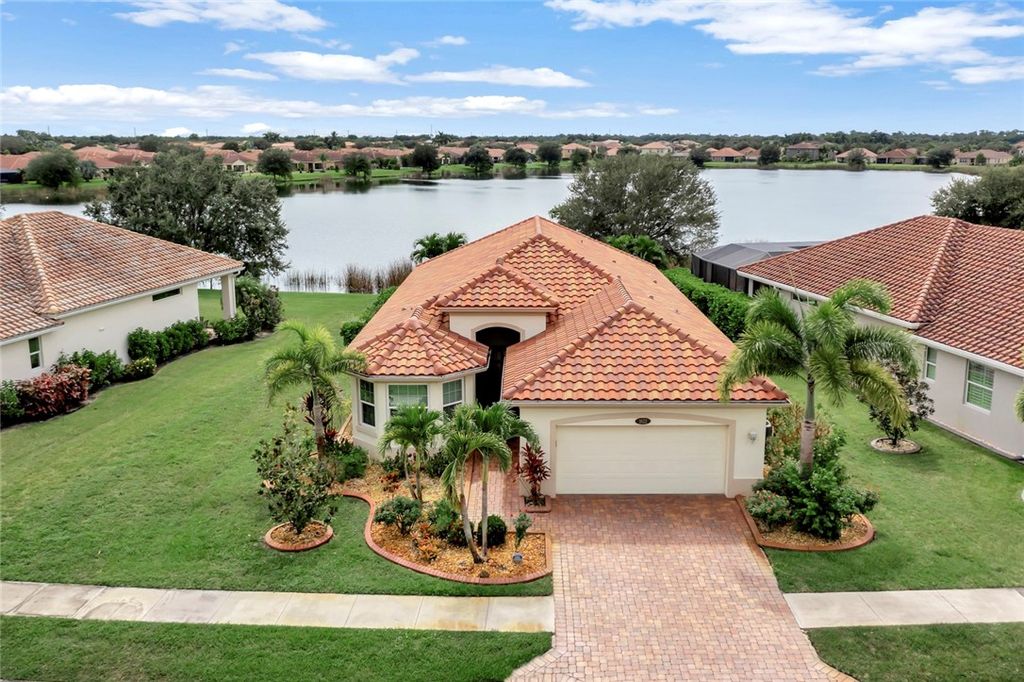 Photo of 1822 Berkshire Circle SW, Vero Beach, FL 32968 (MLS # 291584)