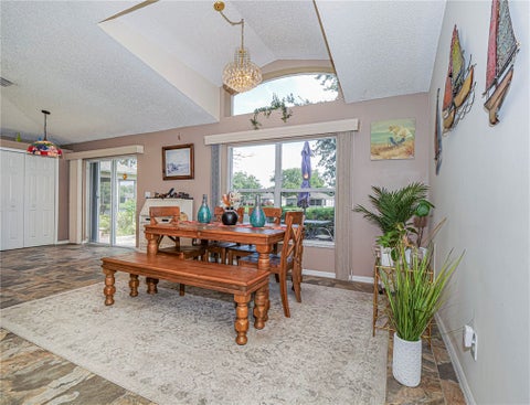1360 10th Manor, Vero Beach, FL 32960