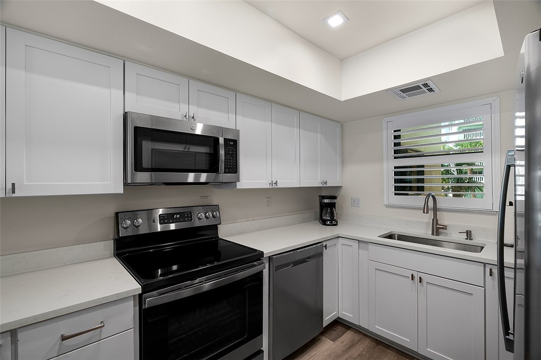 3939 Ocean Drive 206B