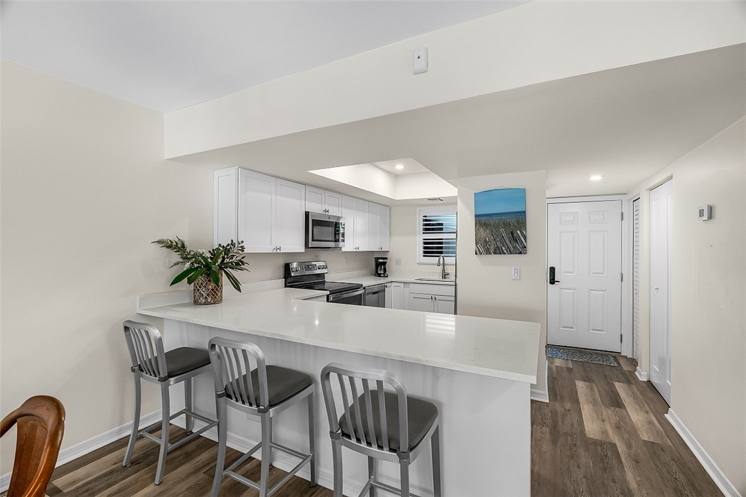 3939 Ocean Drive 206B