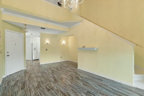 1820 Waterford Drive 2, Vero Beach, FL 32966