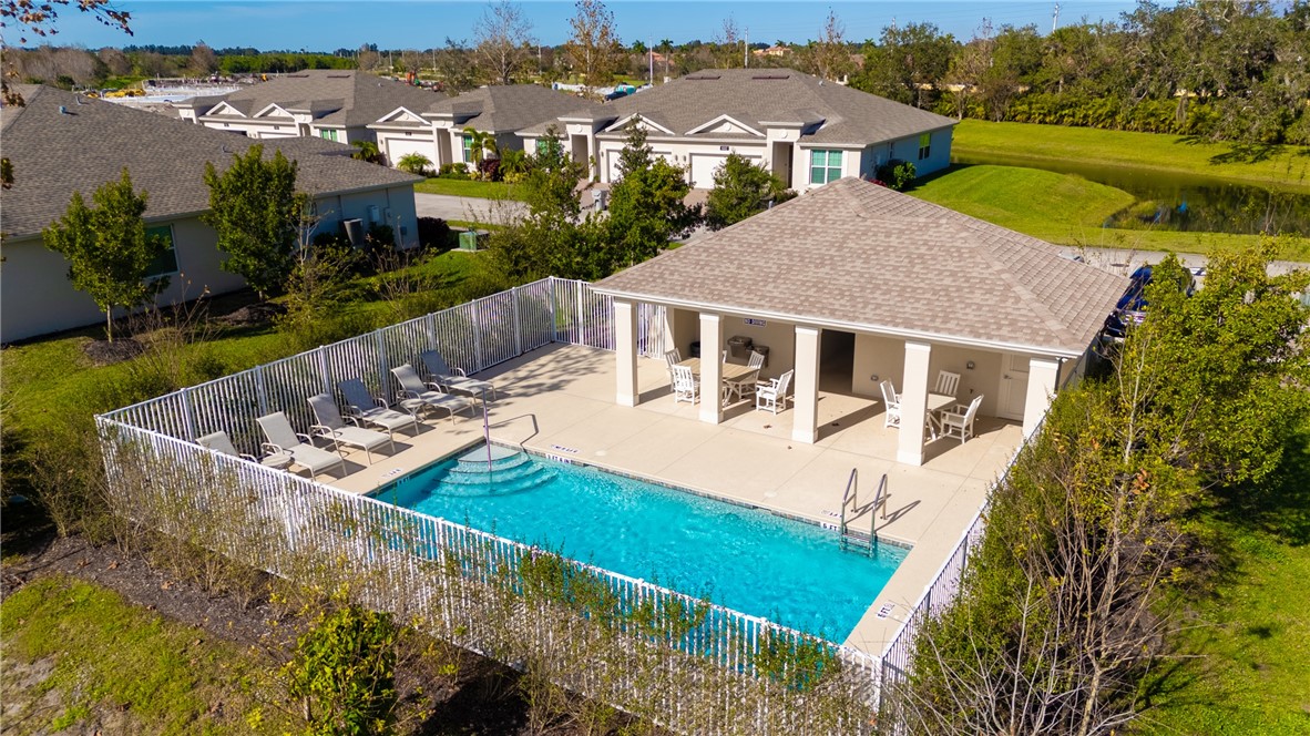 Vero Beach, Florida 32966, United States, 2 Bedrooms Bedrooms, ,2 BathroomsBathrooms,Residential,Active,22669