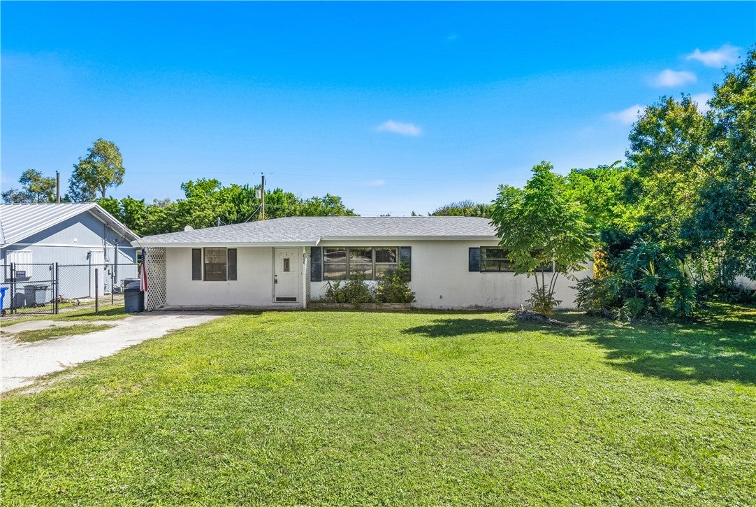 826 10th Avenue, Vero Beach