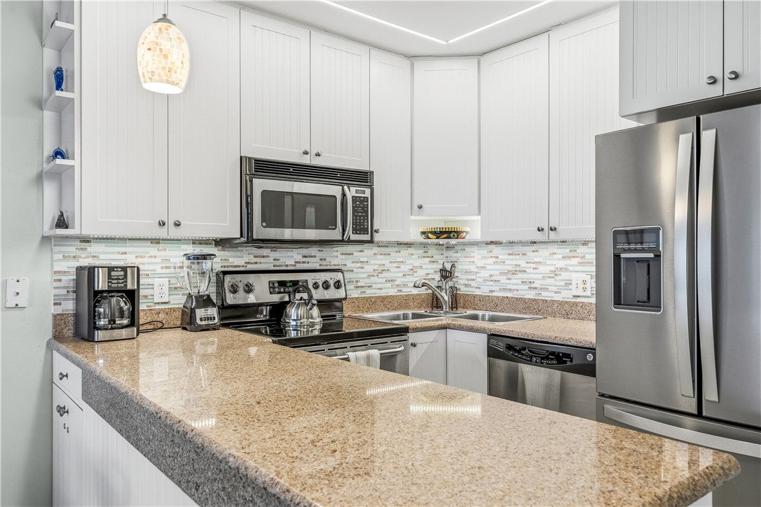 2400 S Ocean Drive 711