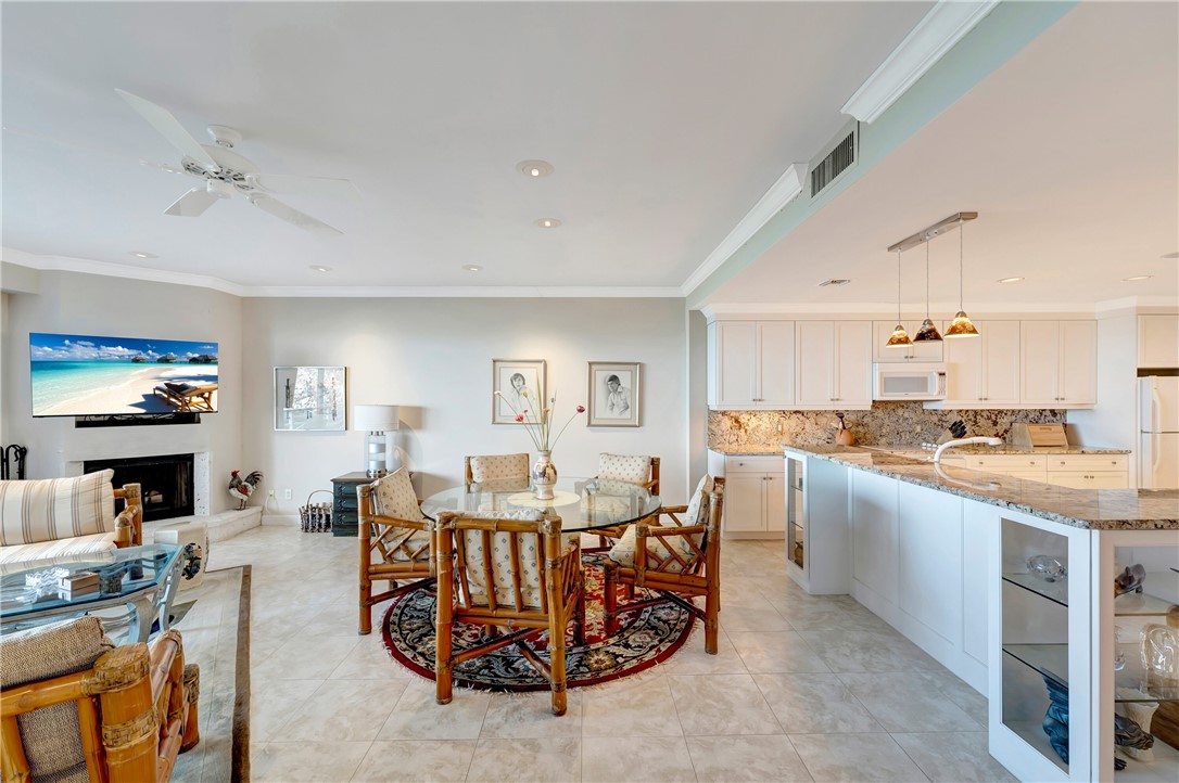 5554 Highway A1a 102