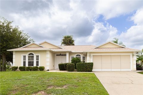 Photo of 830 Cain Street, Sebastian, FL 32958 (MLS # 291823)
