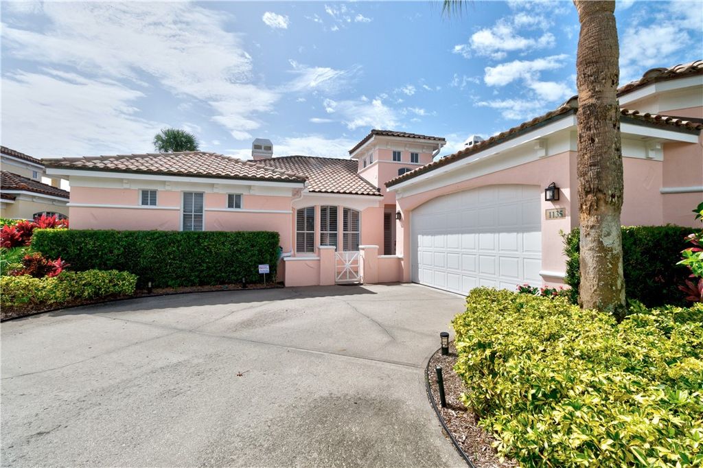 Photo of 1135 Harbor Links Circle, Vero Beach, FL 32967 (MLS # 291655)