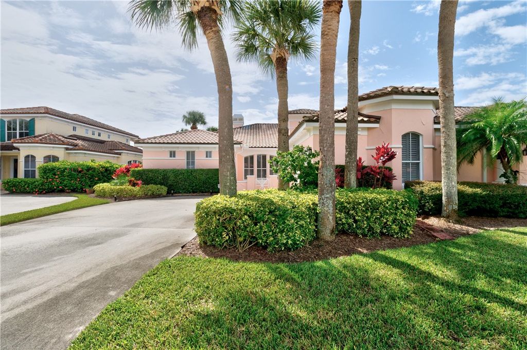 Photo of 1135 Harbor Links Circle, Vero Beach, FL 32967 (MLS # 291655)