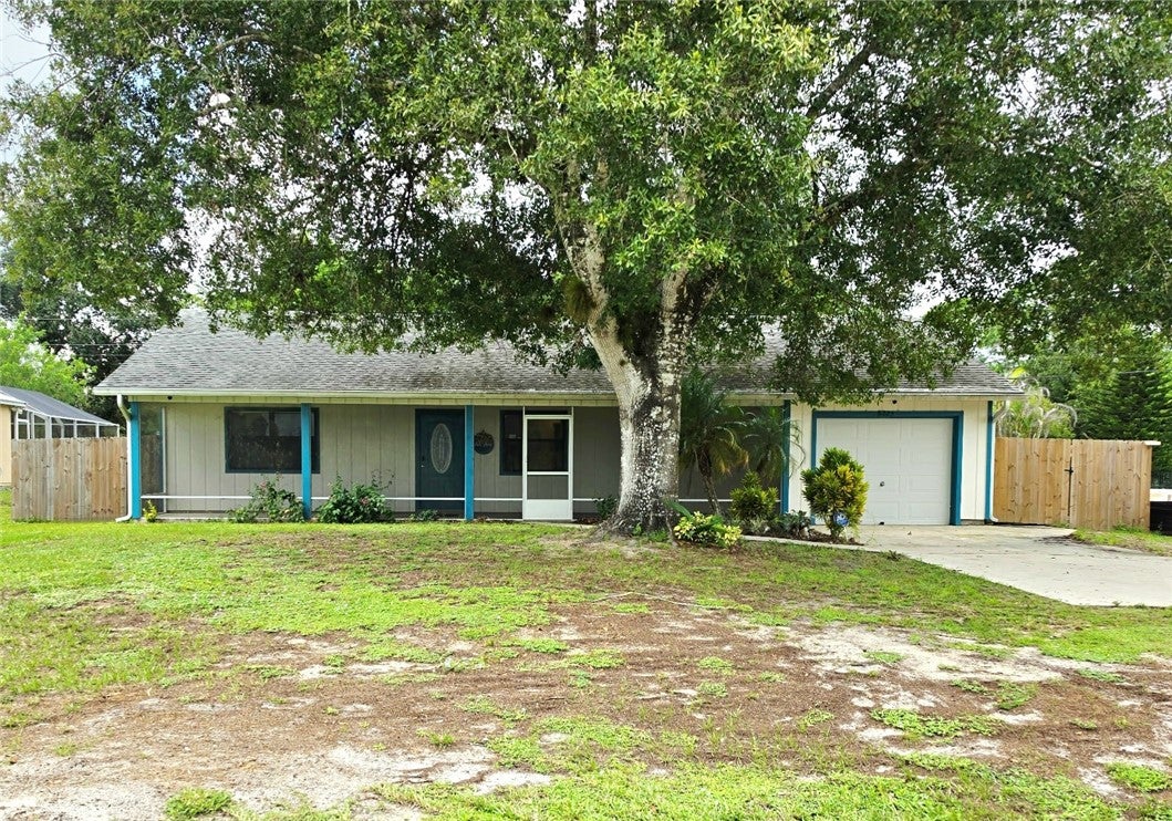 8225 97th Court, Vero Beach