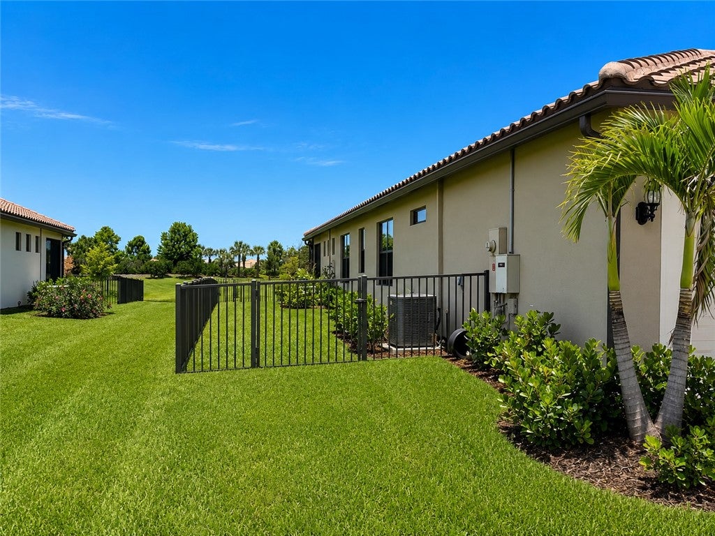 4103 Silver Maple Way