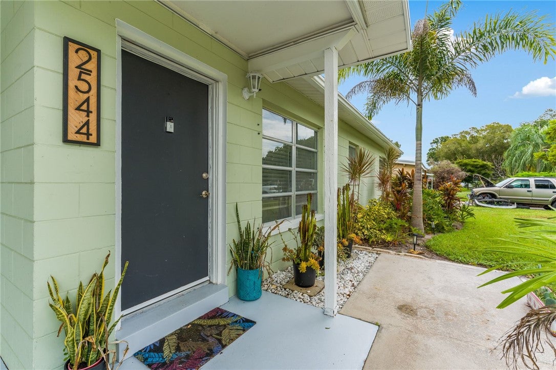 2544 2nd Street SW