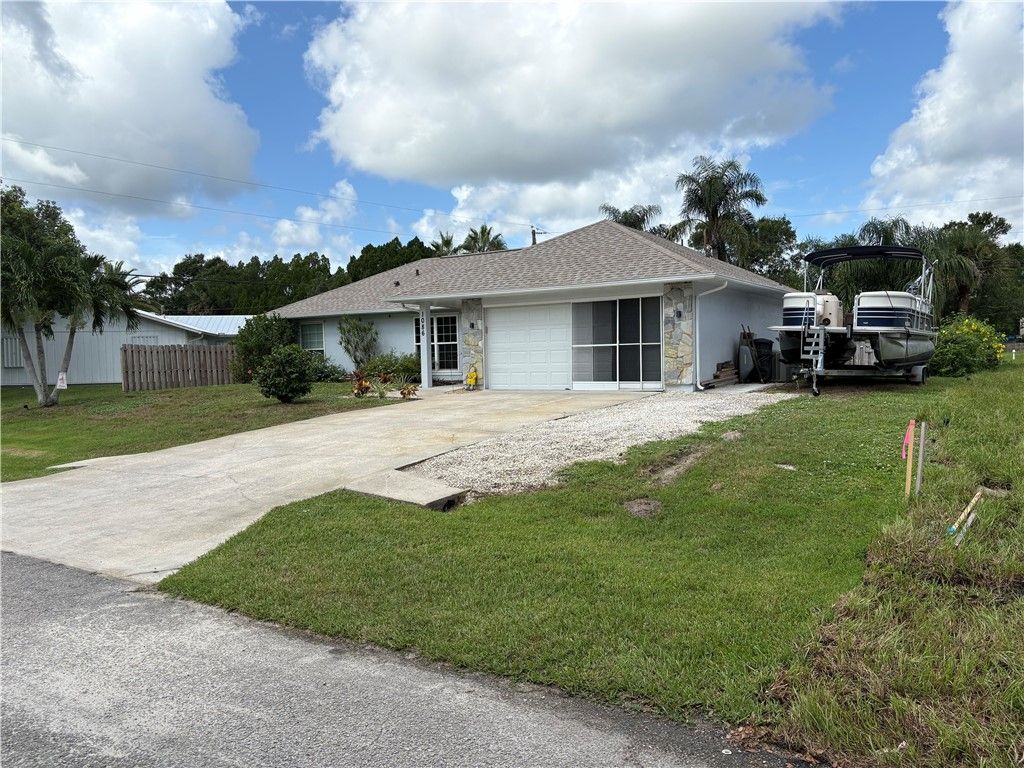 Photo of 1086 Phelps Street, Sebastian, FL 32958 (MLS # 290654)