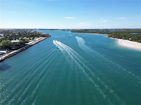 A home in North Hutchinson Island