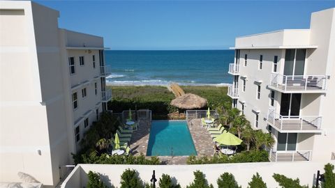 A home in North Hutchinson Island