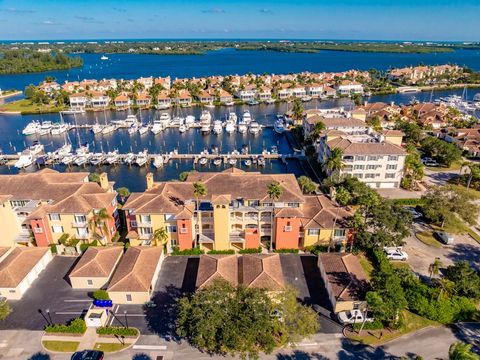 Property photo of 5520 Harbor Village Drive 201, Vero Beach, FL 32967