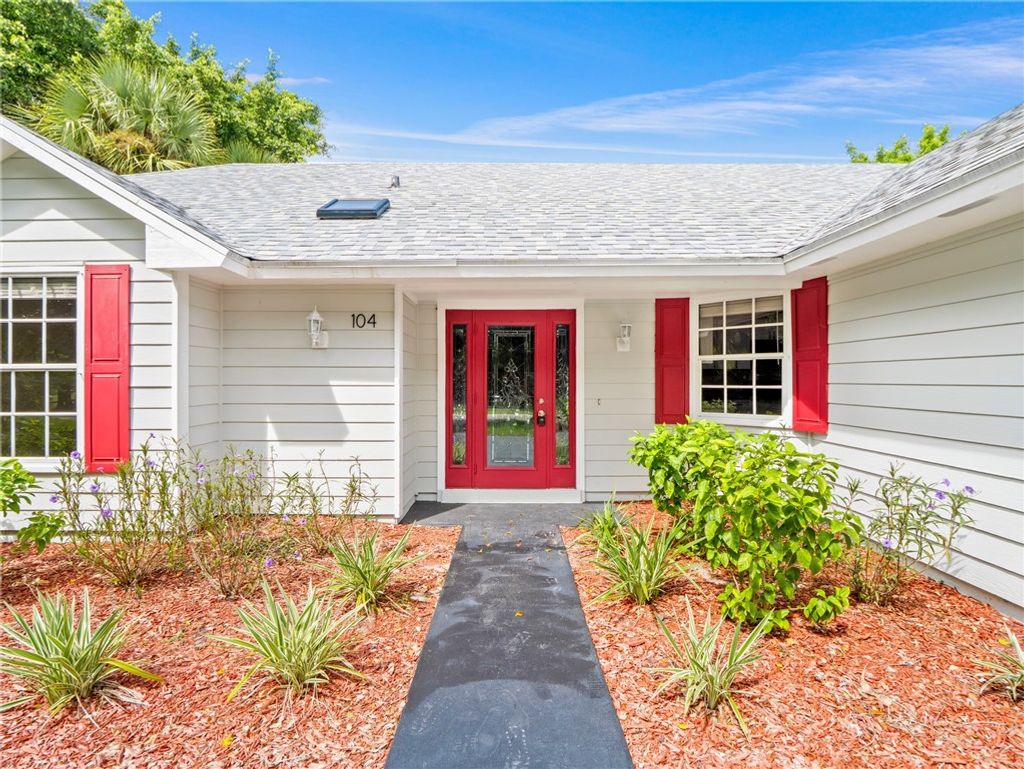 Photo of 104 Bryant Court, Sebastian, FL 32958 (MLS # 291596)