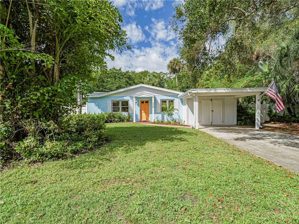 Photo of 2665 58th Court, Vero Beach, FL 32966 (MLS # 291614)