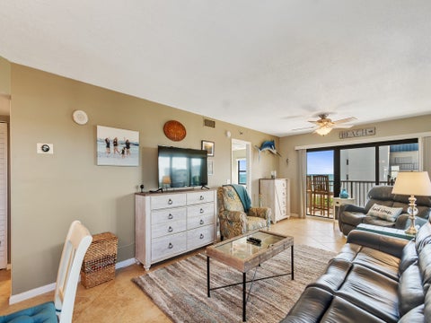 5163 N A1a Highway 820, Hutchinson Island, FL 34949