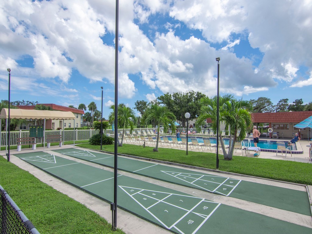 Vero Beach, Florida 32962, United States, 1 Bedroom Bedrooms, ,2 BathroomsBathrooms,Residential,Pending,28715