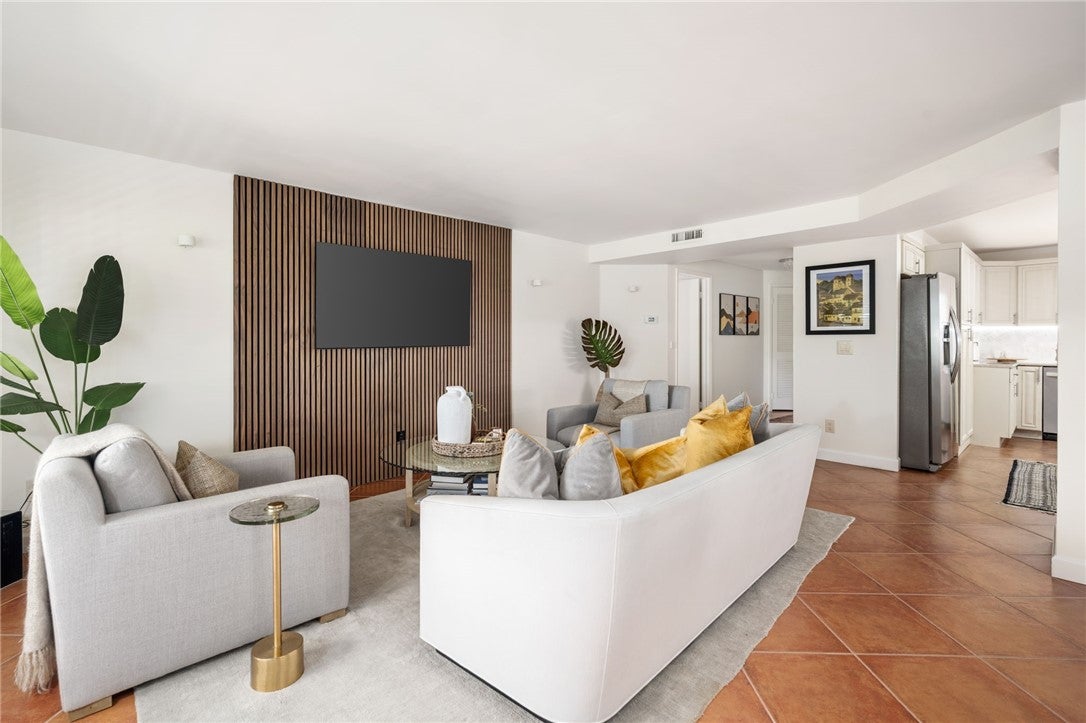 2165 Galleon Drive G-3
