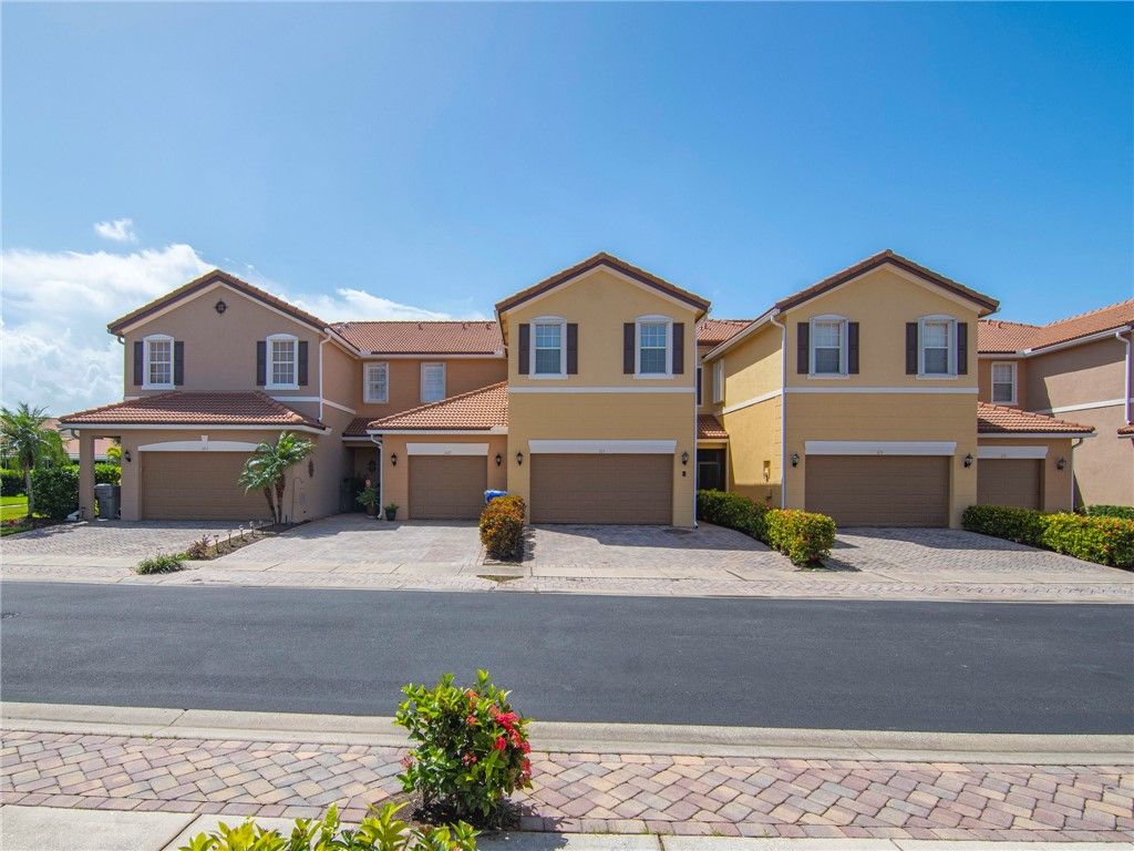 Photo of 311 Versailles Lane, Vero Beach, FL 32960 (MLS # 291589)