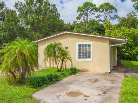 4485 35th Avenue, Vero Beach, FL 32967