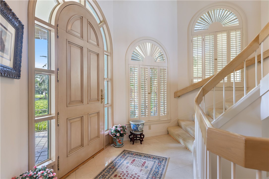 186 Ocean Way