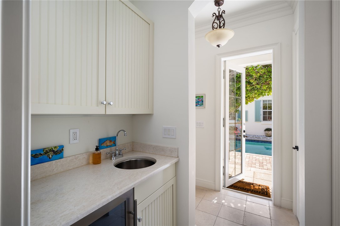 Vero Beach, Florida, 32963, United States, 3 Bedrooms Bedrooms, ,4 BathroomsBathrooms,Residential,Active,2015192