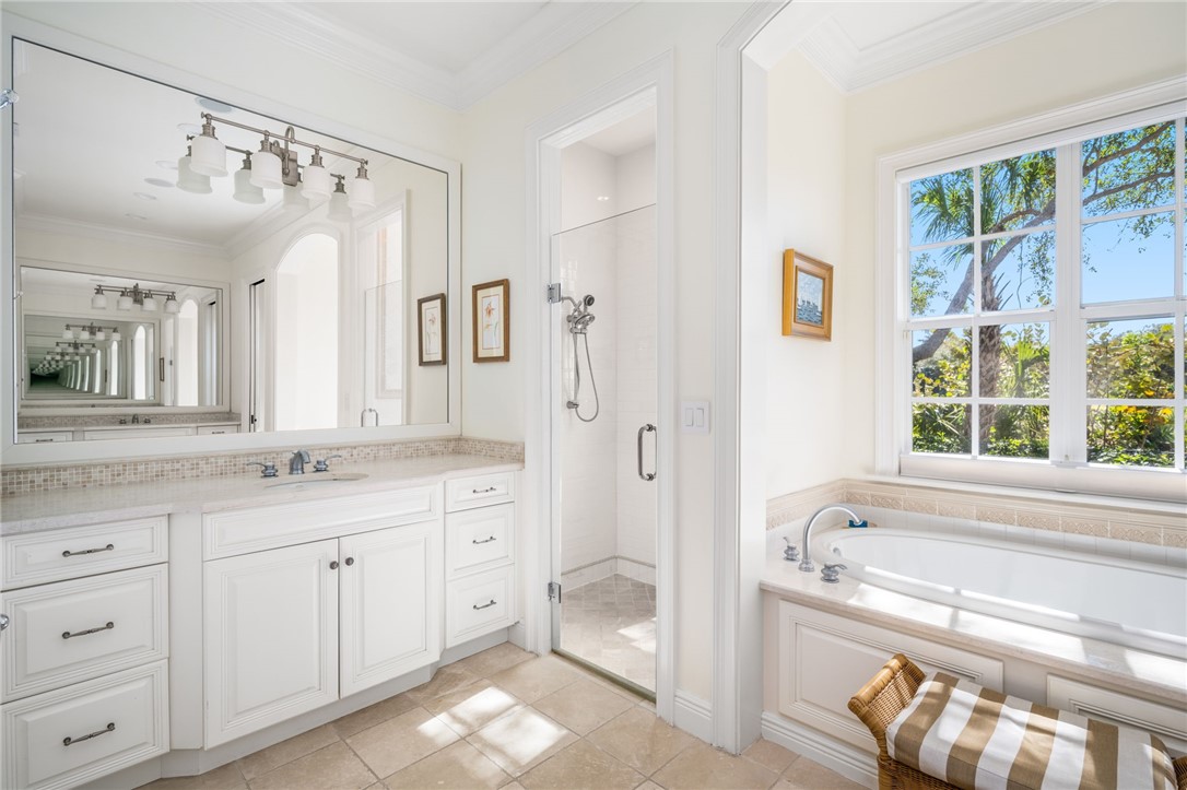 Vero Beach, Florida, 32963, United States, 3 Bedrooms Bedrooms, ,4 BathroomsBathrooms,Residential,Active,2015192