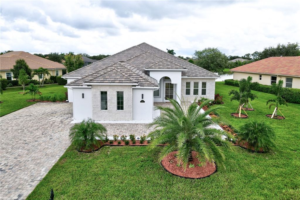 Photo of 560 Stoney Brook Farm Court, Vero Beach, FL 32968 (MLS # 291344)