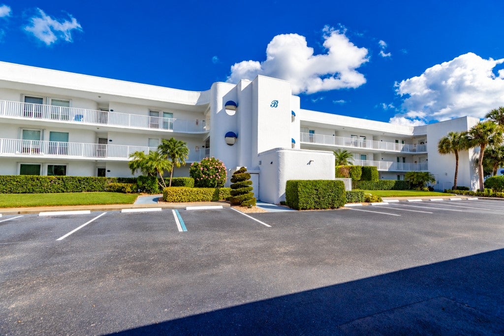 6146 River Run Drive 6146