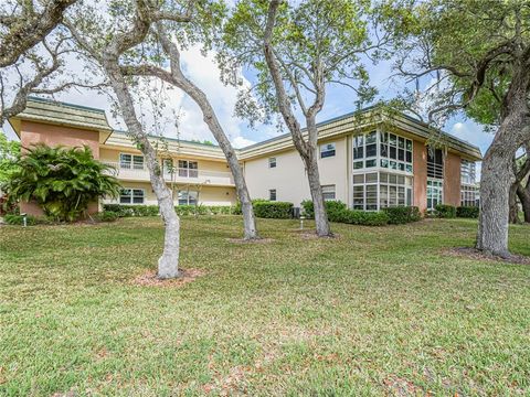 6 Vista Gardens Trail 205 Vero Beach FL 32962