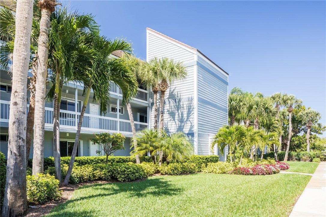 2135 Windward Way 106