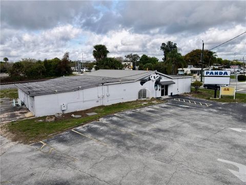 Photo of 721 US Highway 1, Vero Beach, FL 32962 (MLS # 295942)