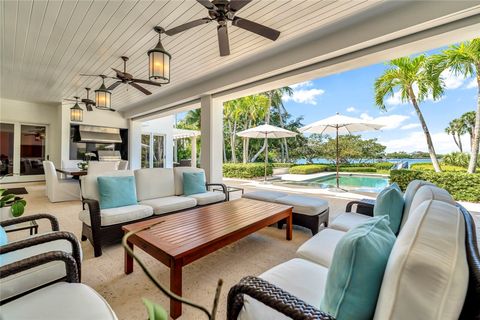 Photo of 707 Grove Place, Vero Beach, FL 32963 (MLS # 286345)