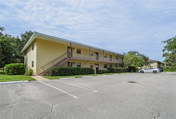 400 18TH ST APT I8, VERO BEACH, FL 32960 - Image 23efe5ab0201b7e6d176bb34000dfeba/3572010000