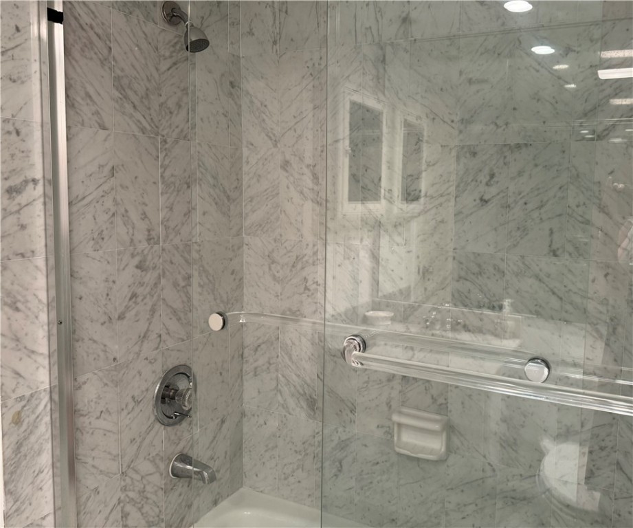 Vero Beach, Florida 32963, United States, 2 Bedrooms Bedrooms, ,2 BathroomsBathrooms,Residential,Active,65768