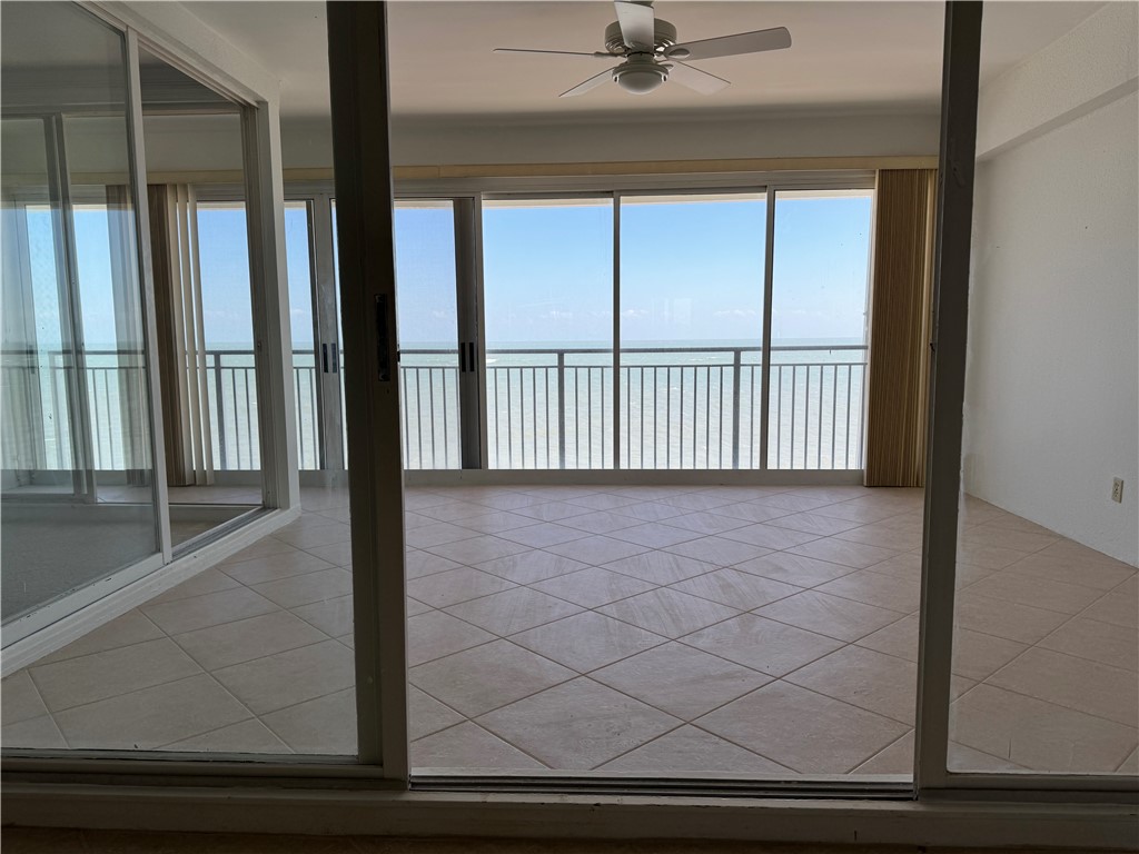 Vero Beach, Florida 32963, United States, 2 Bedrooms Bedrooms, ,2 BathroomsBathrooms,Residential,Active,65768