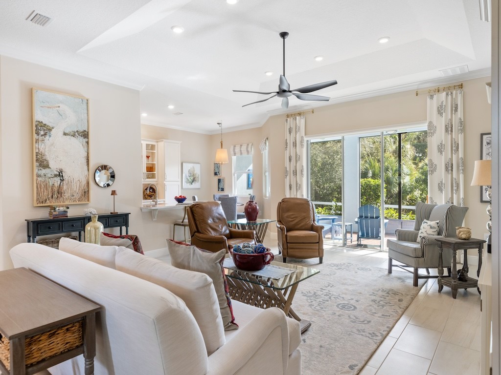 2582 Saint Lucia Circle