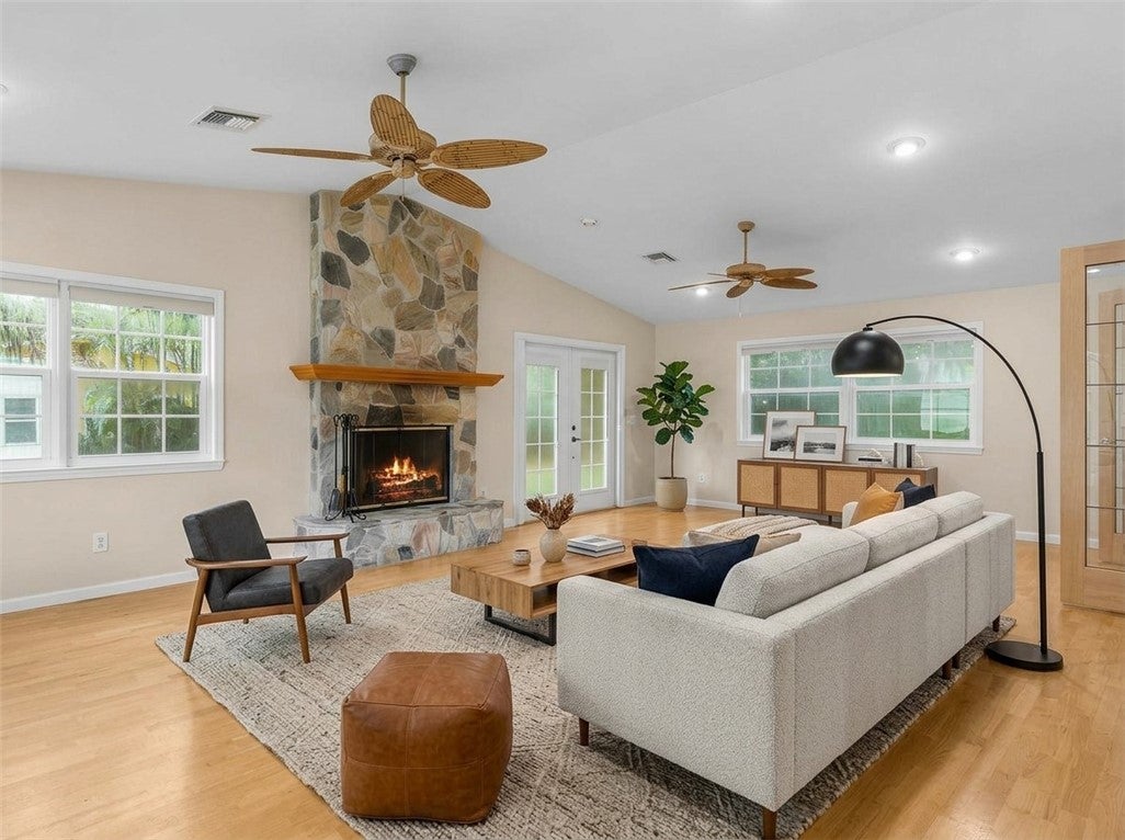 462 Carnival Terrace