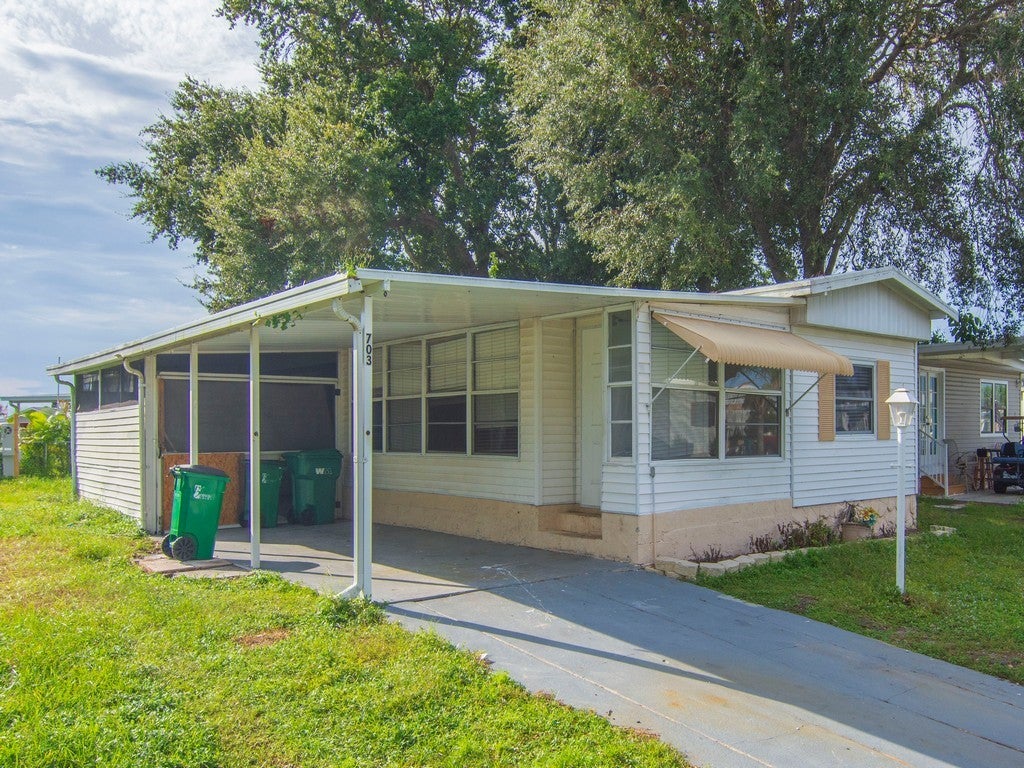 703 Lark Drive