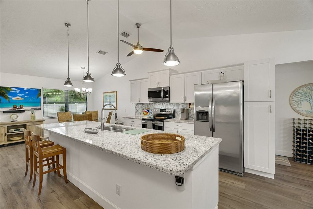 Photo of 781 24th Square, Vero Beach, FL 32962 (MLS # 291416)