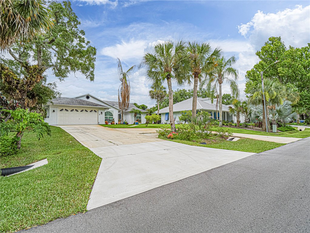 Photo 1 of 36 — 1173 George Street, Sebastian, FL 32958