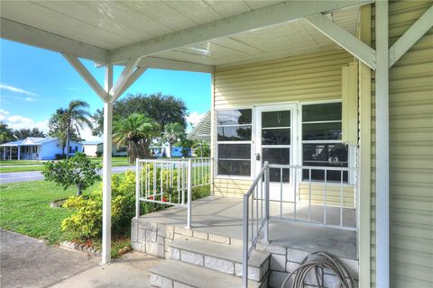 A home in Barefoot Bay